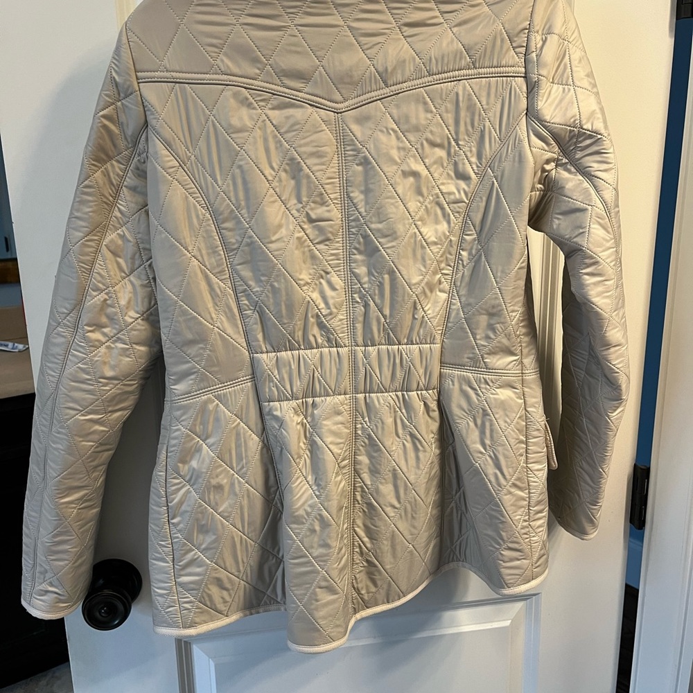 Barbour Calvary Polarquilt JackeT. Very lightly used. Great condition. - Picture 4 of 4